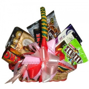 Send Assorted Chocolate Lover Basket #02 to Philippines