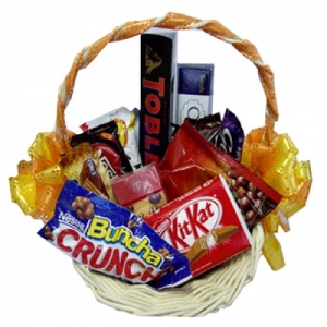 Send Assorted Chocolate Lover Basket #03 to Philippines