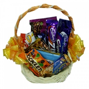 Send Assorted Chocolate Lover Basket #07 to Philippines