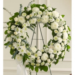 Heavenly Whites Wreath