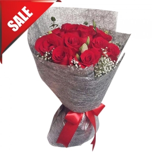 Send 12 Beautiful Red Roses Bouquet to Philippines