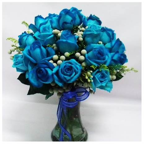 18 Blue Roses in Vase